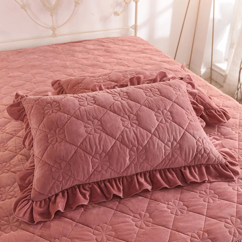 Рисунок 2 - бархатная прямоугольная наволочка