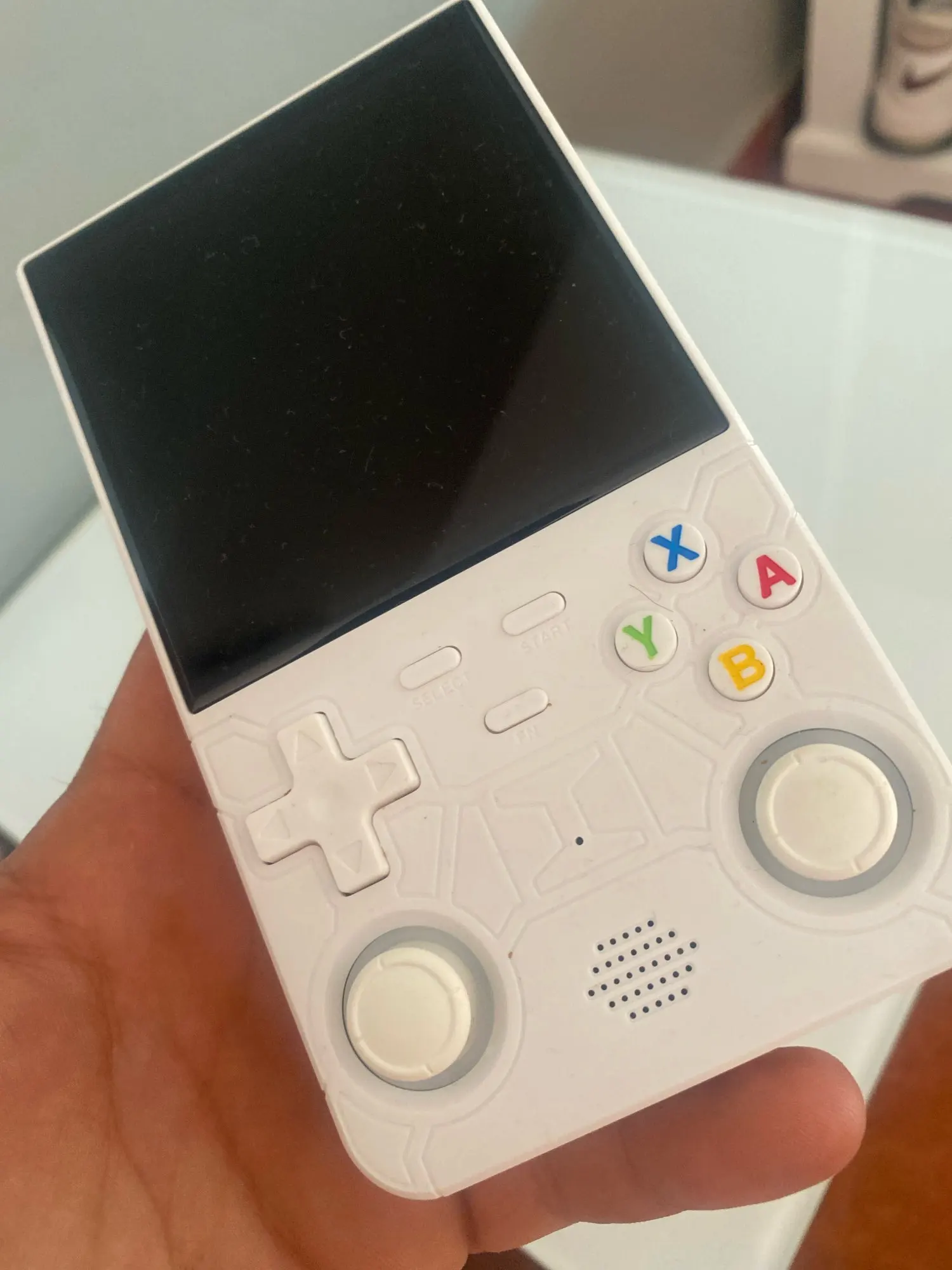 R36 ULTRA photo review