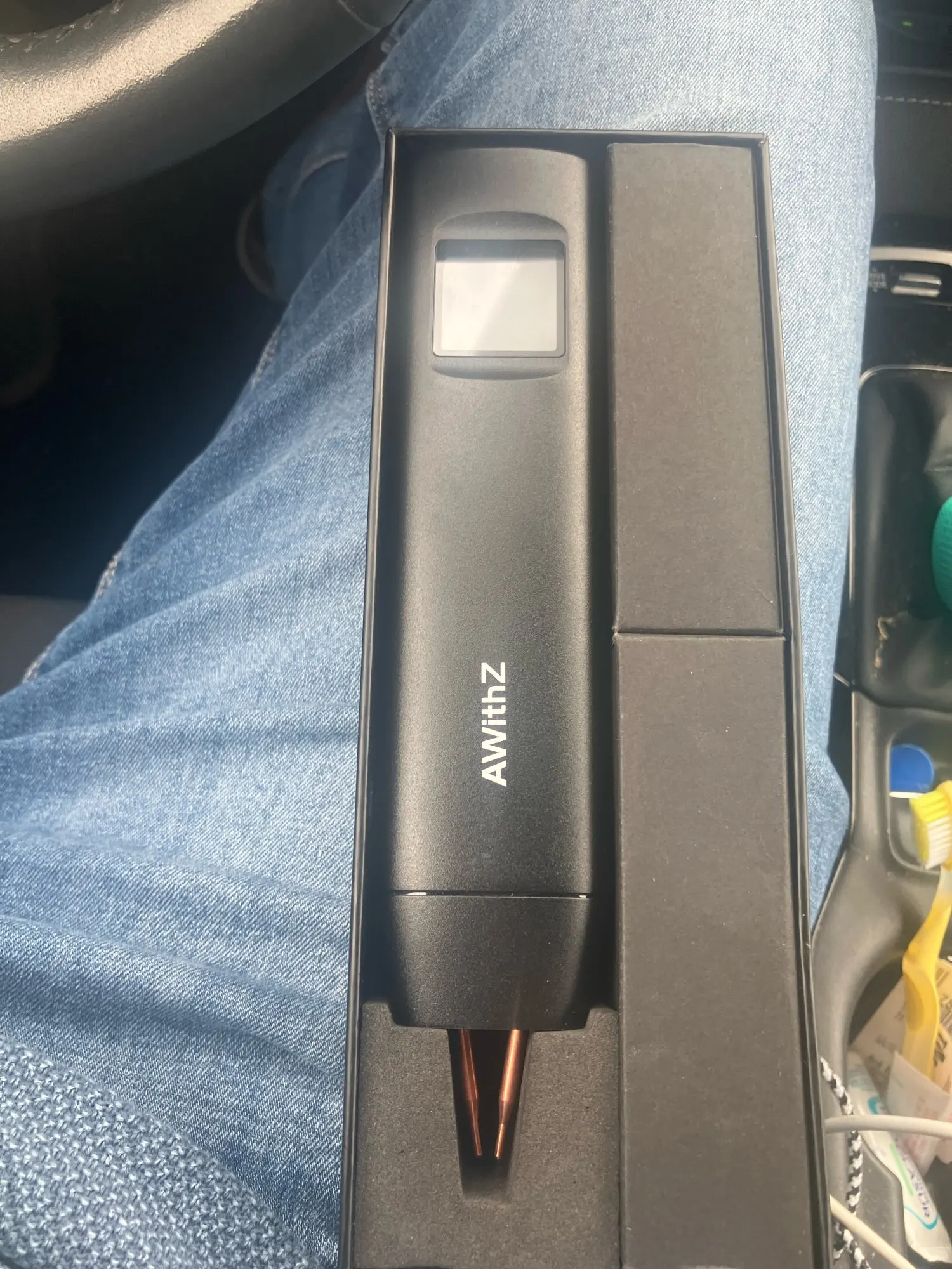 AWithZ Portable Spot Welder DIY Handheld Spot Welding Machine 90 Gears Adjustable Spot Welding for 18650 Lithium Battery photo review