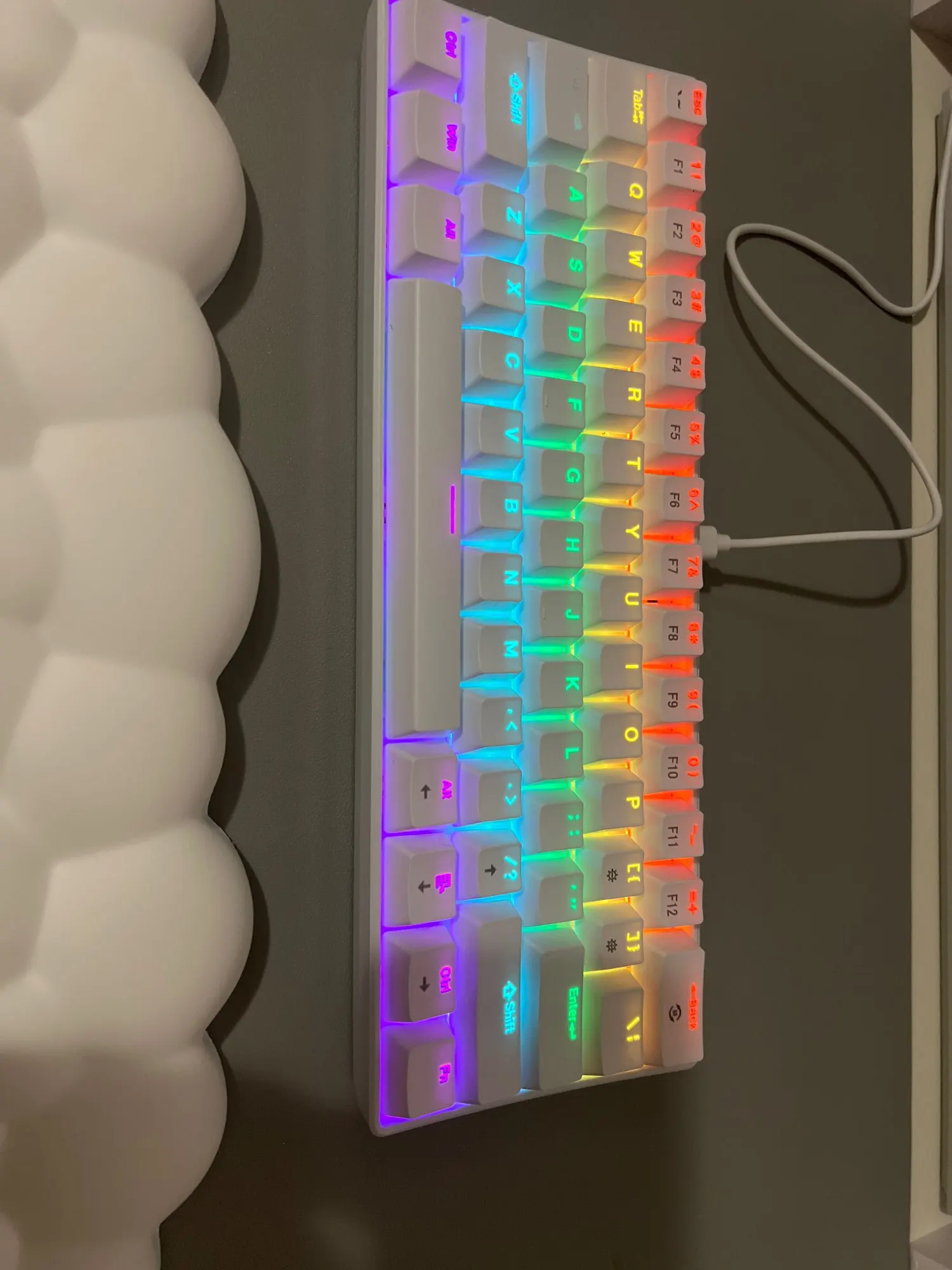 APAYADO K61 60% Wired Mini Mechanical Keyboard RGB photo review