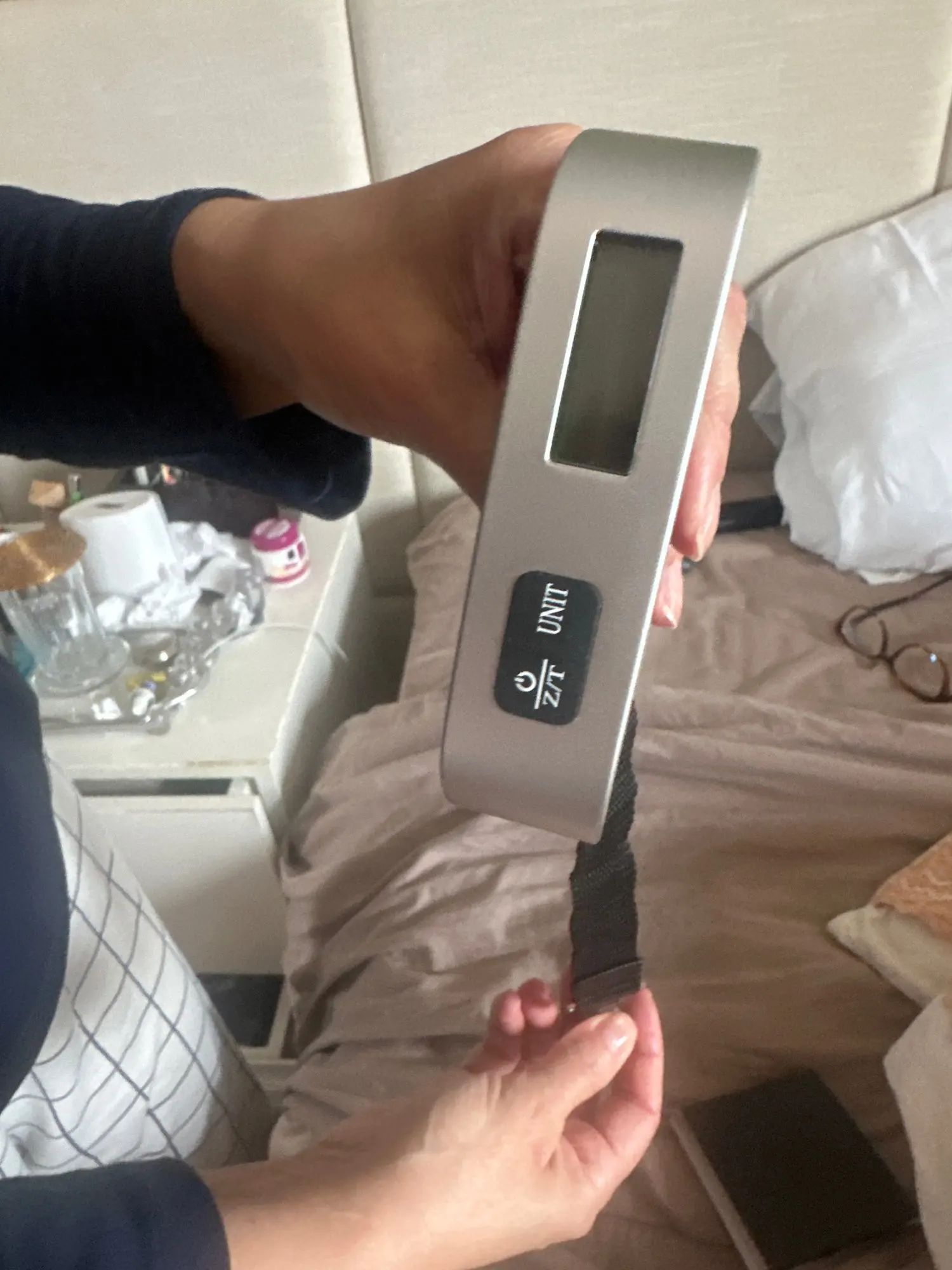 Silver Portable Luggage Scale
