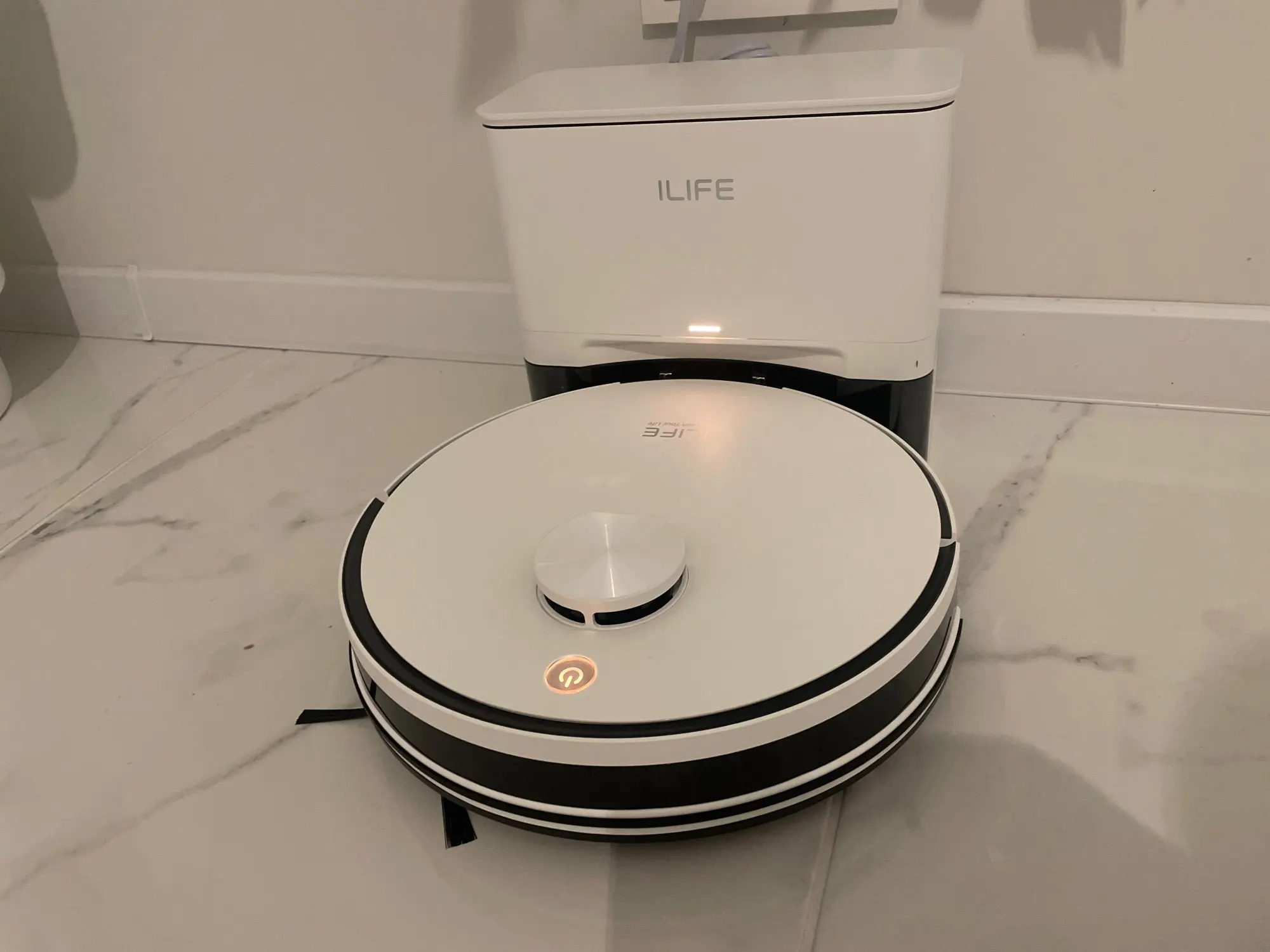 ILIFE A30 PRO išmanus robotas  siurblys photo review