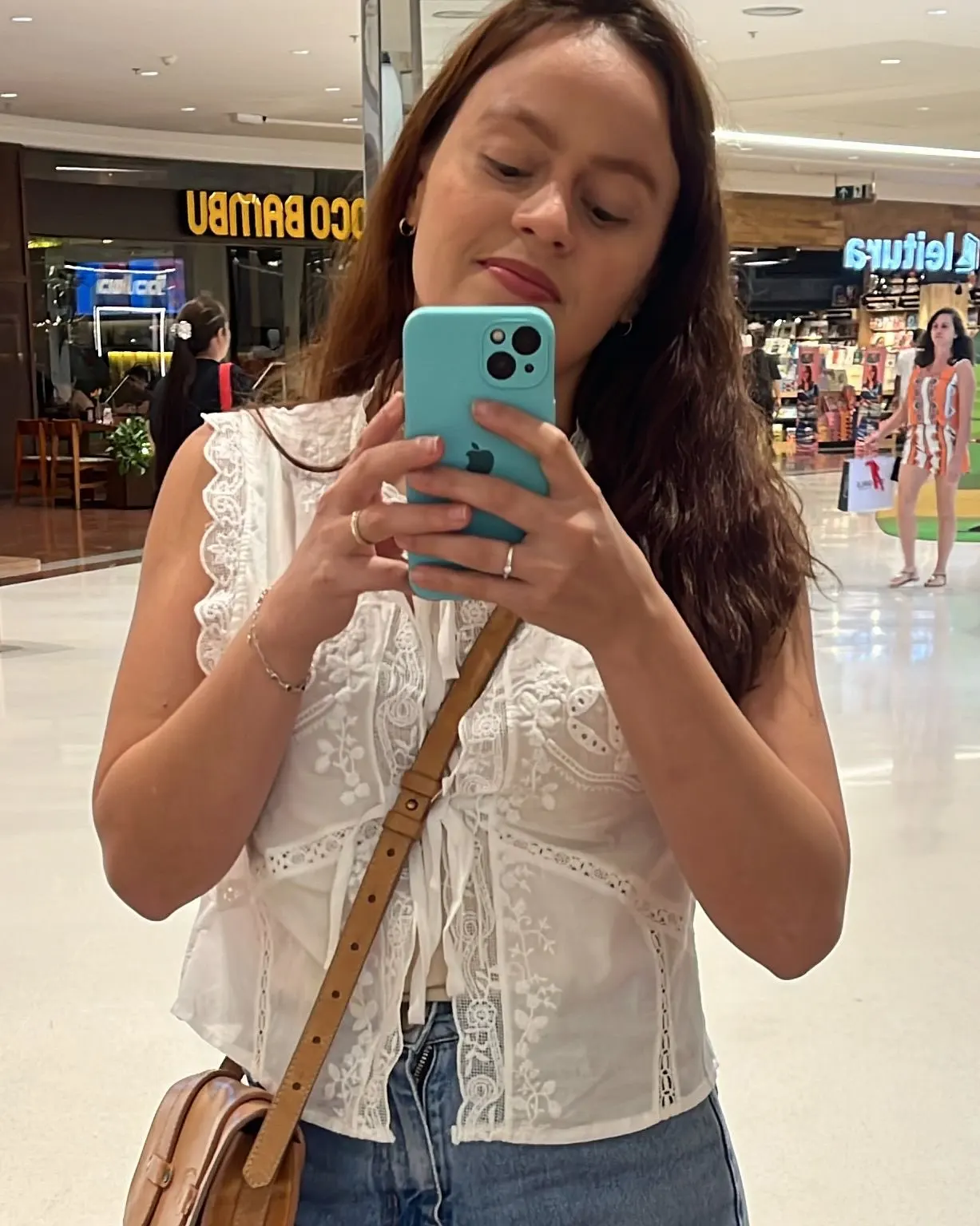 Women's Lace Embroidered Sleeveless Blouse photo review