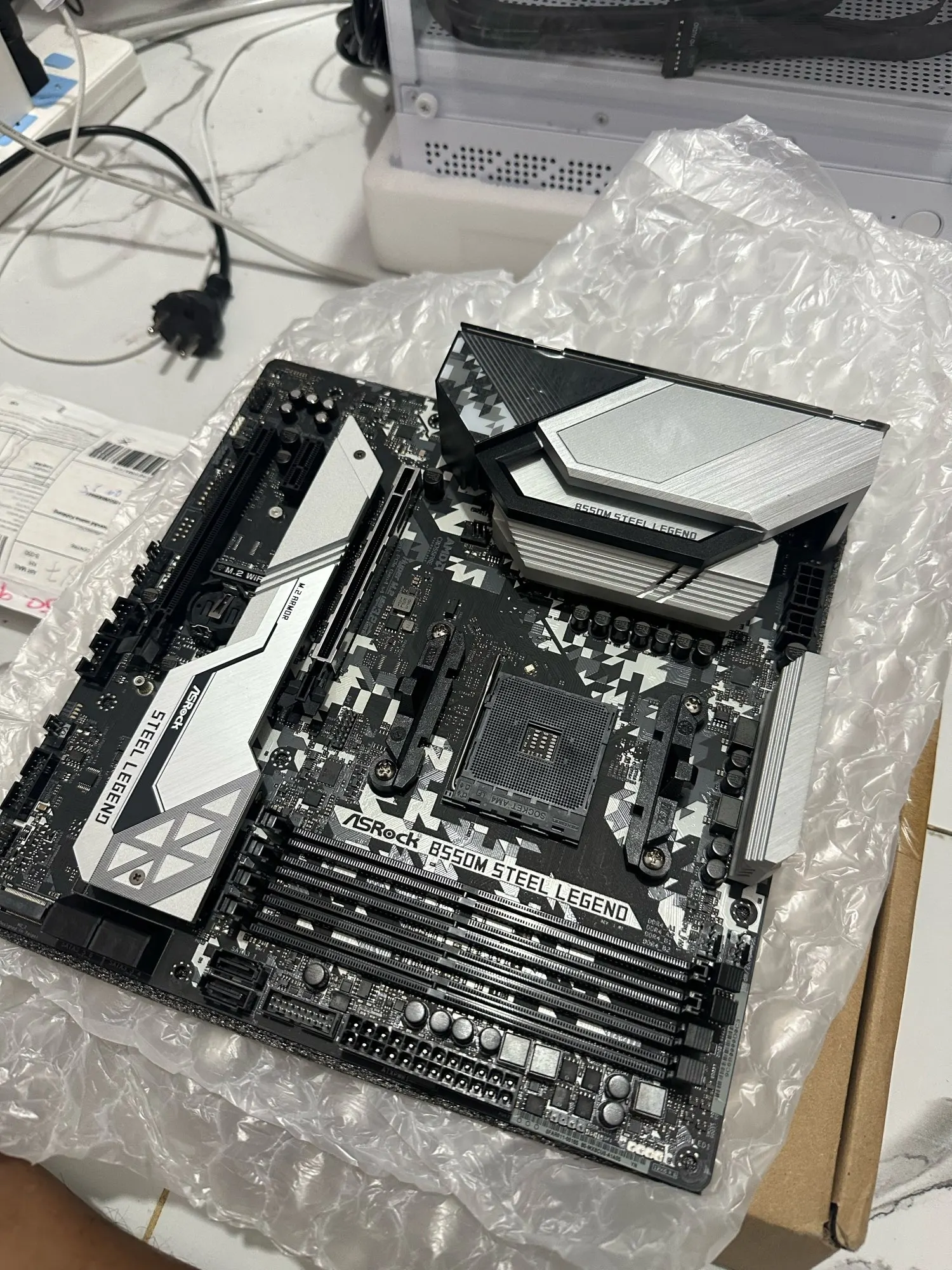 CPU Ryzen7 5800x3d B550M Steel Legend 32GB ASRock > B550M Steel Legend