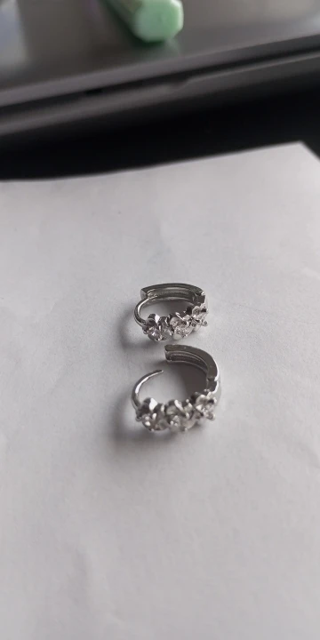 Pendientes de aguja de Plata de Ley 925 para mujer, joyería de alta calidad a la moda para boda, flor de circón de cristal, perno bonito photo review
