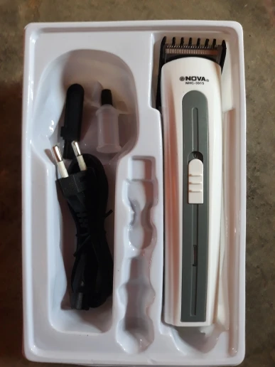 Máquininha De Cortar Cabelo e/ou Barbeador Portátil Aparador Barba 3915 bivolt Recarregável-ENVIO IMEDIATO PARA TODO BRASIL photo review