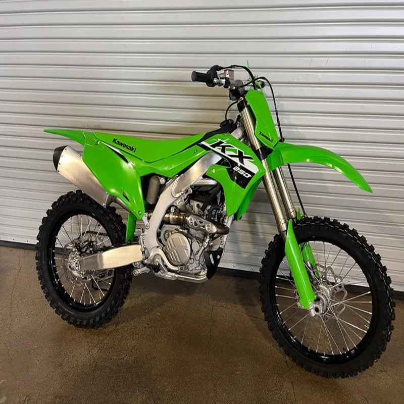 

Промо-предложение 2024 KawasakiS KX450 KX250