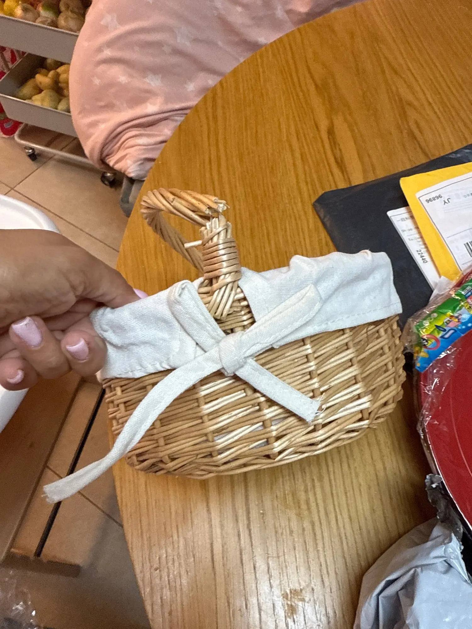 Wedding Basket Fruit Bow-knot Featuring Large Capacity Wedding Bridal Girl Flower Basket Storage Basket photo review