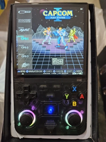 R36 ULTRA photo review