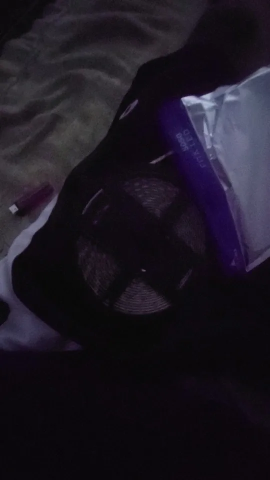 Fita Tira De Led 5050 5m Leds A Prova D'agua Branco Quente com silicone (Sem Fonte) photo review