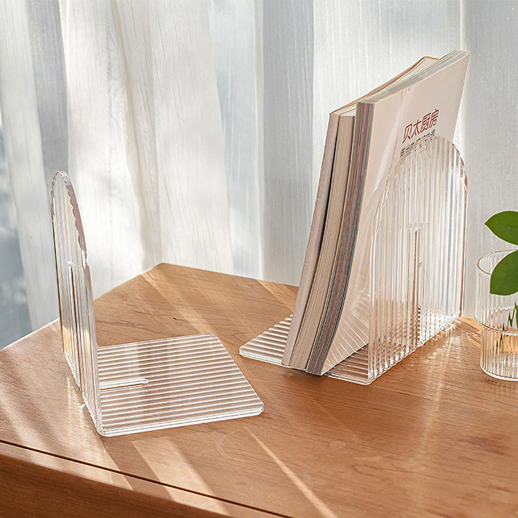 

Acrylic Non Skid Book Ends Organizer Bookshelf Decor Decorative Bedroom Library Office School Supplies