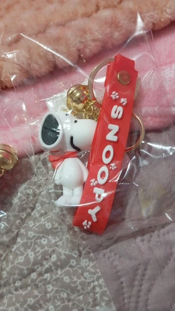 Snoopy Anime Keychain β Adorable Cartoon Charms for Couples