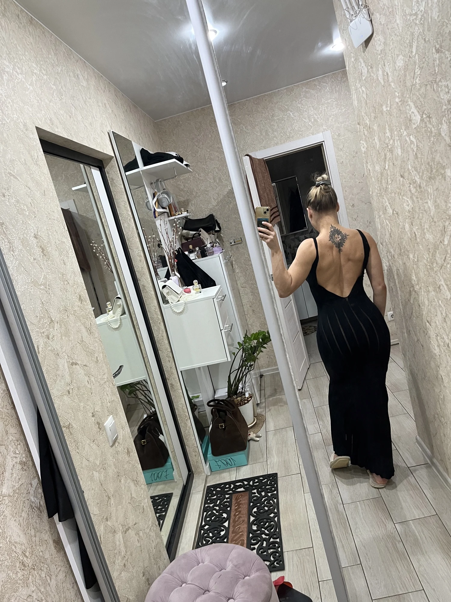 Backless Knit Maxi Dress for Women - Elegant V-Neck Style photo review