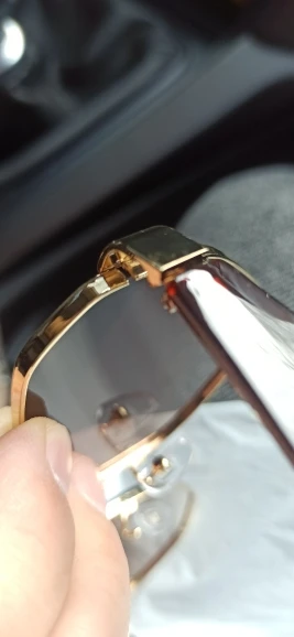 Retro Polygonal Metal Frame Sunglasses photo review