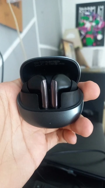 Fones de ouvido QCY MeloBuds Pro photo review