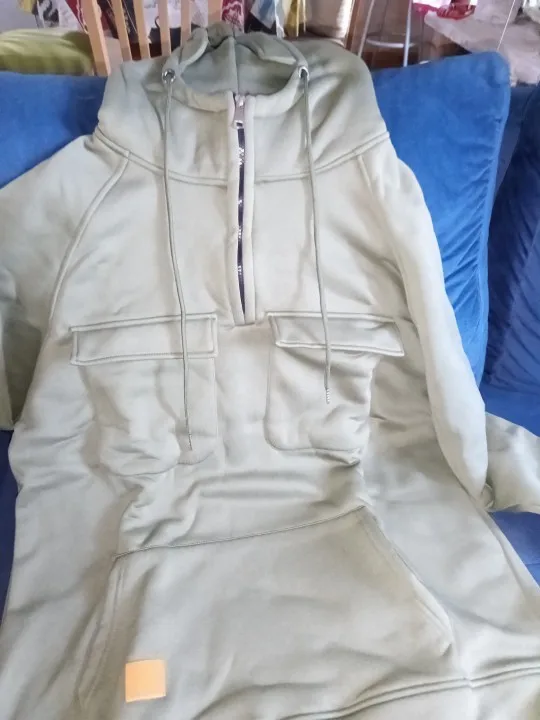 Men's Multi-Pocket Patch Hoodie