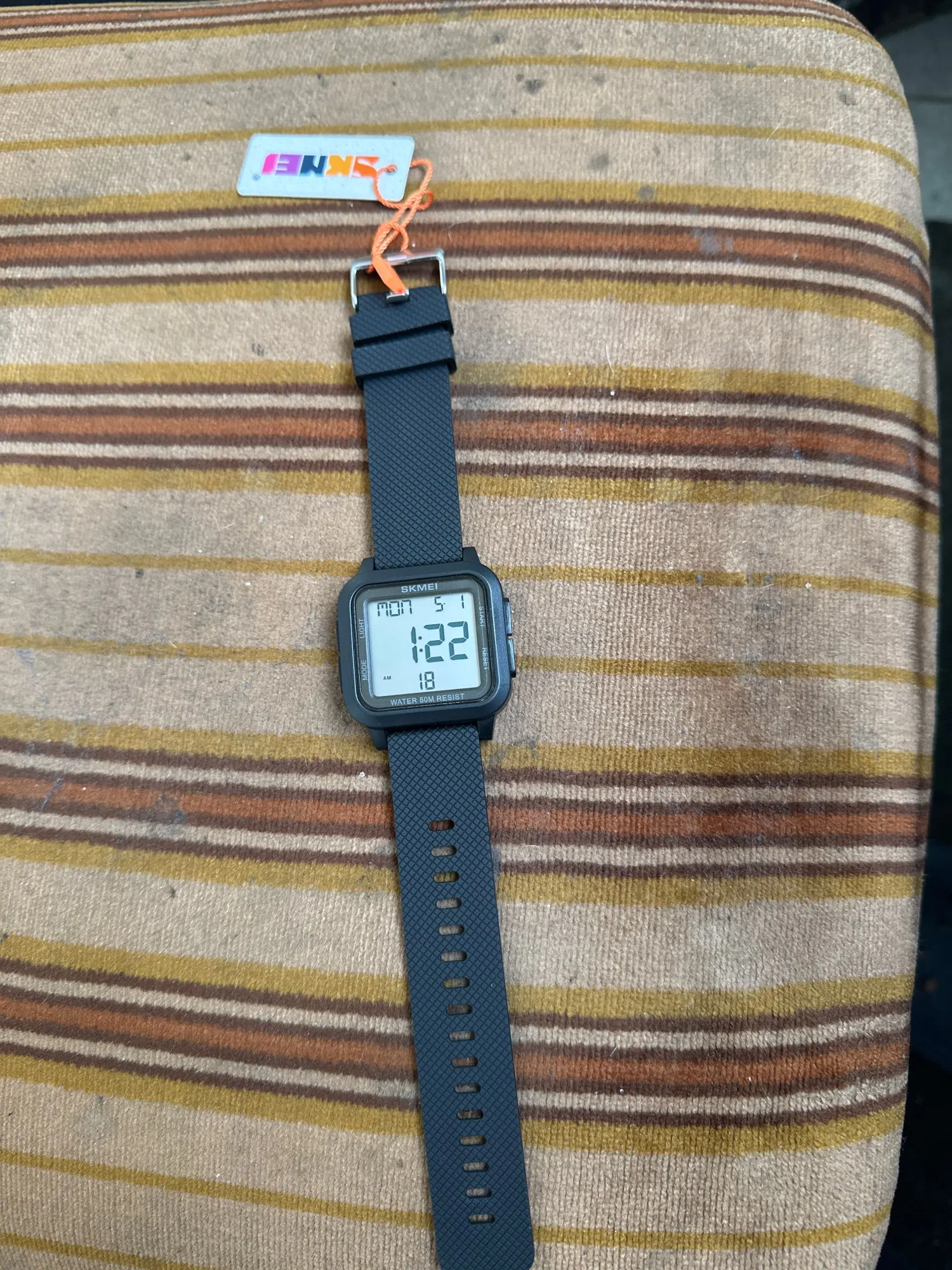SKMEI 1894 Military Digital Sports Watch Waterproof & Shockproof photo review