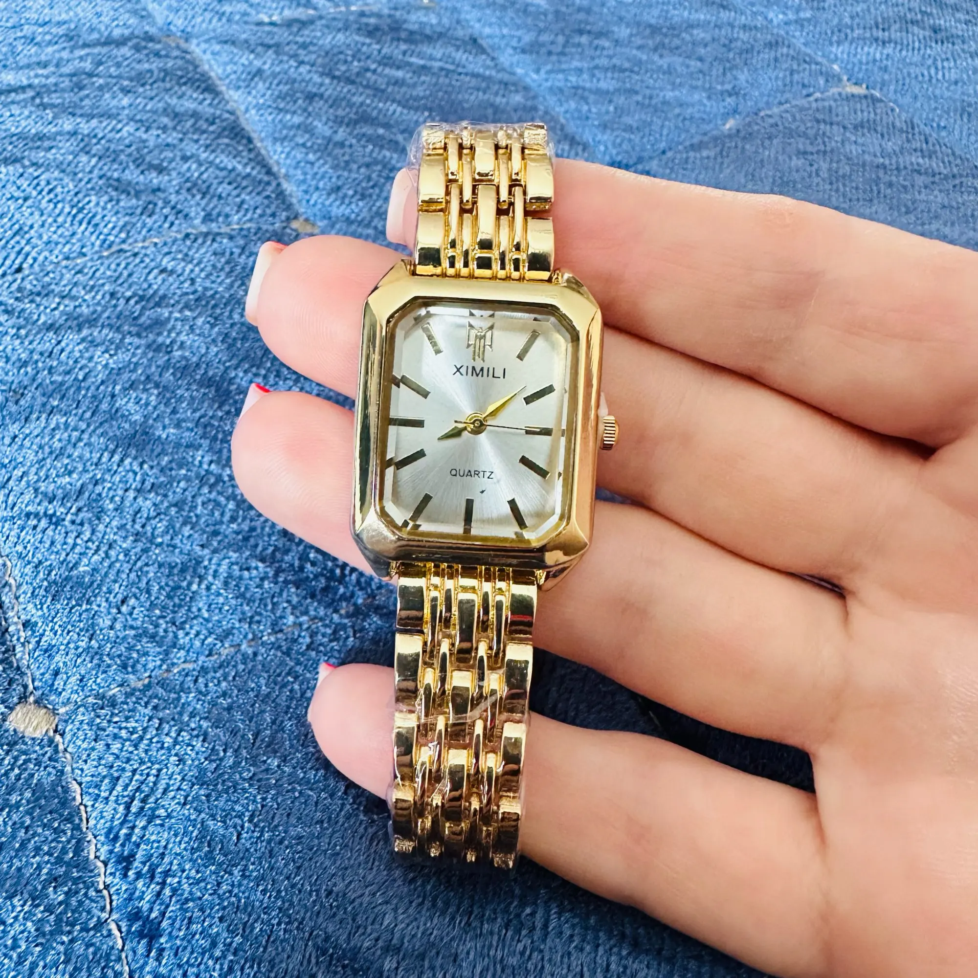 Women's 32mm Square Quartz Watch photo review