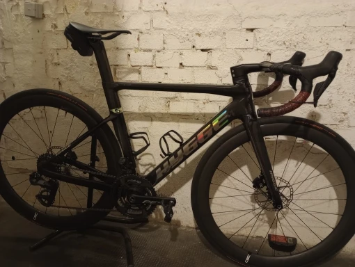 HYGGE Aerodynamic EPS molded carbon frame MODEL S CARBON FRAME