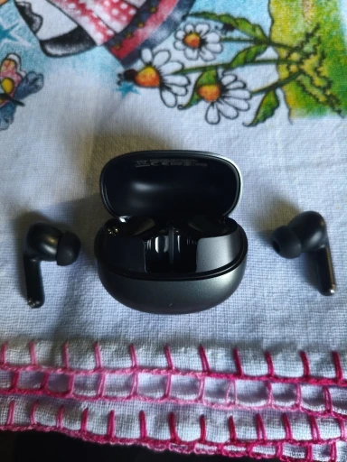 Fones de ouvido QCY MeloBuds Pro photo review