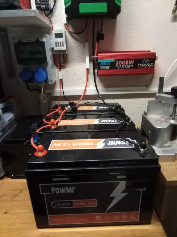 PowMr 300AH 200AH 150AH 100AH Lifepo4 Battery 12V 24V Battery Packs Solar Lithium Battery Rechargeable BMS Grade A 6000+ Cycle photo review