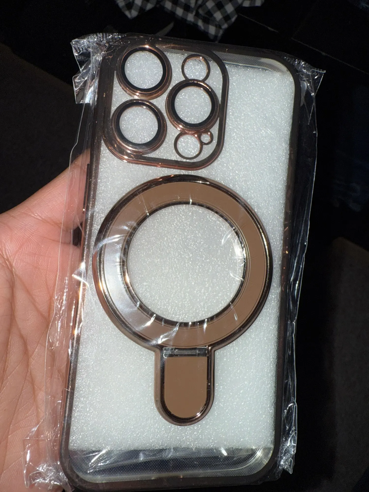 Luxury MagSafe Bracket Case for iPhone photo review