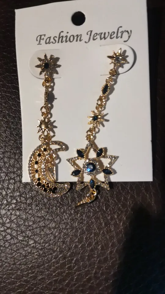 Star and Moon Earrings | Elegant Asymmetric Design photo review