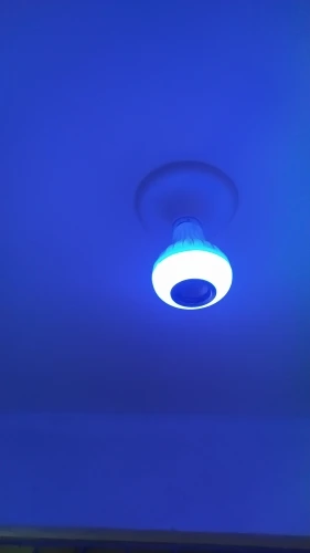Музикална LED Крушка с Bluetooth и RGB E27 110V-220V Безжично управление photo review