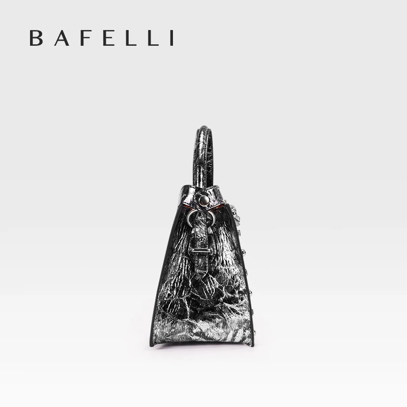 حقيبة يد جلد طبيعي بحزام