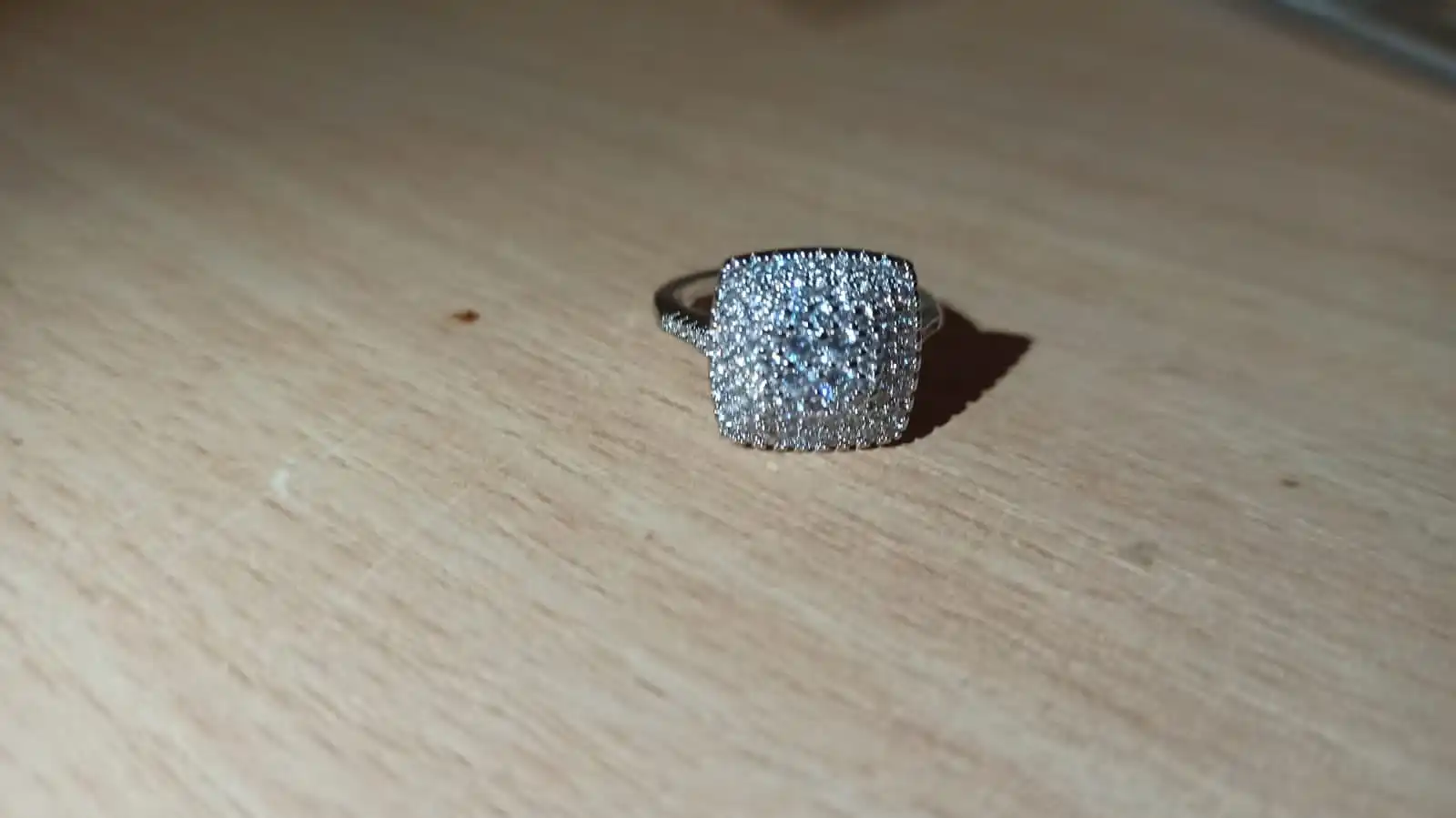 Big Bling Zircon Silver Ringar för kvinnor Mode bröllopsförlovningssmycken för kvinnor