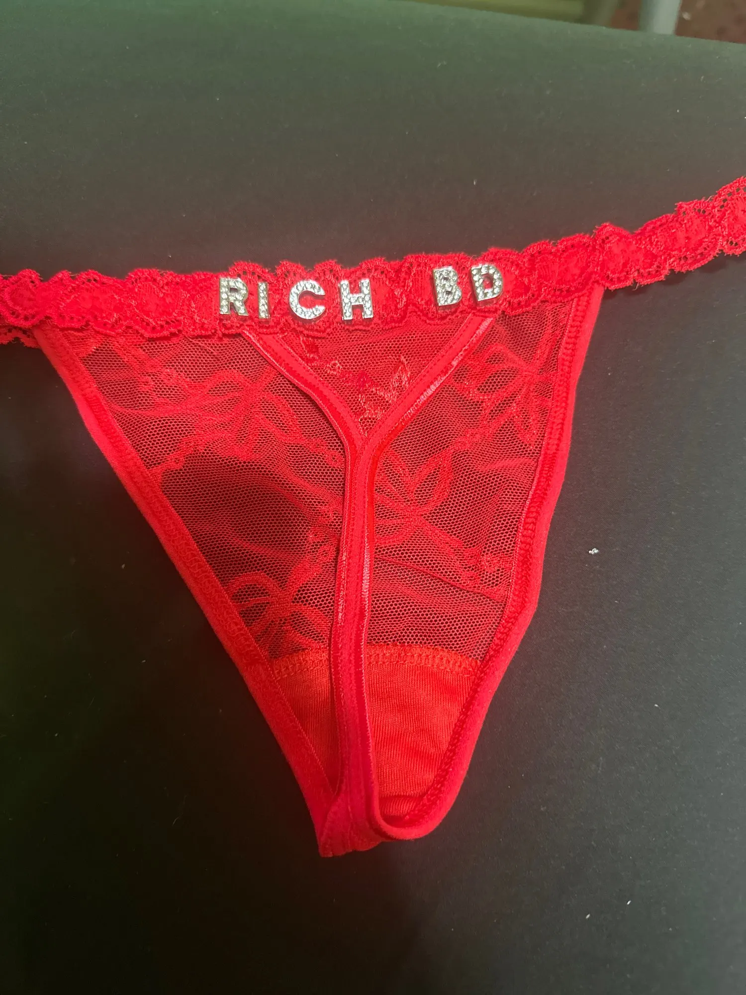 CrystalCharm – Personalisiertes Spitzen-Tanga-Set für heiße Momente photo review