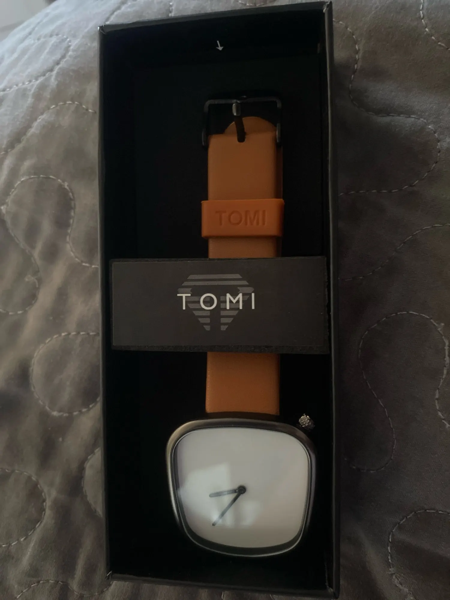 Thin Minimalist Premium Square Quartz Watch photo review