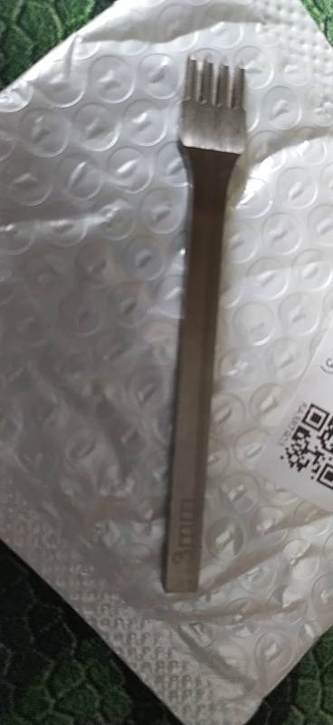 Versatile Leather Craft Punch Tool: Create Perfect Holes and Stitches photo review