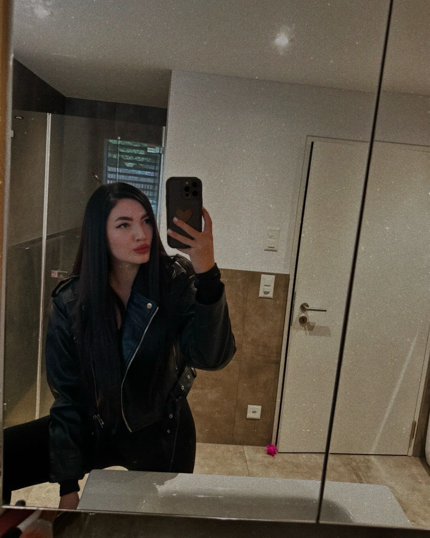 Ailegogo Faux Leather Short Jacket photo review