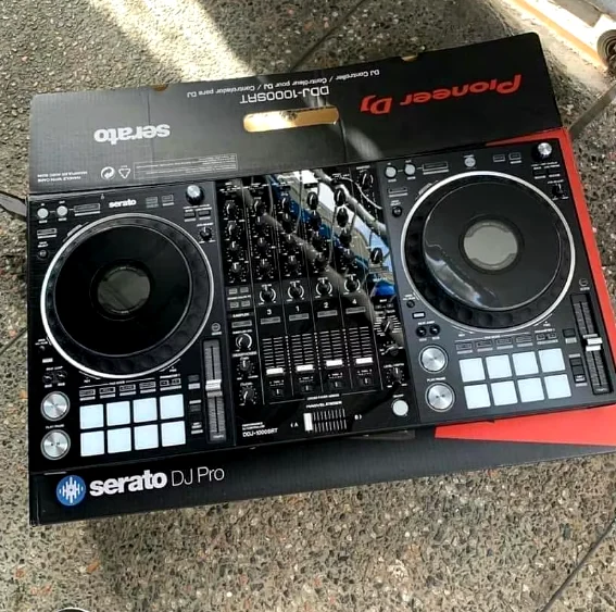 Rekordbox 오리지널 DJ 컨트롤러, DDJ-1000, 4 채널