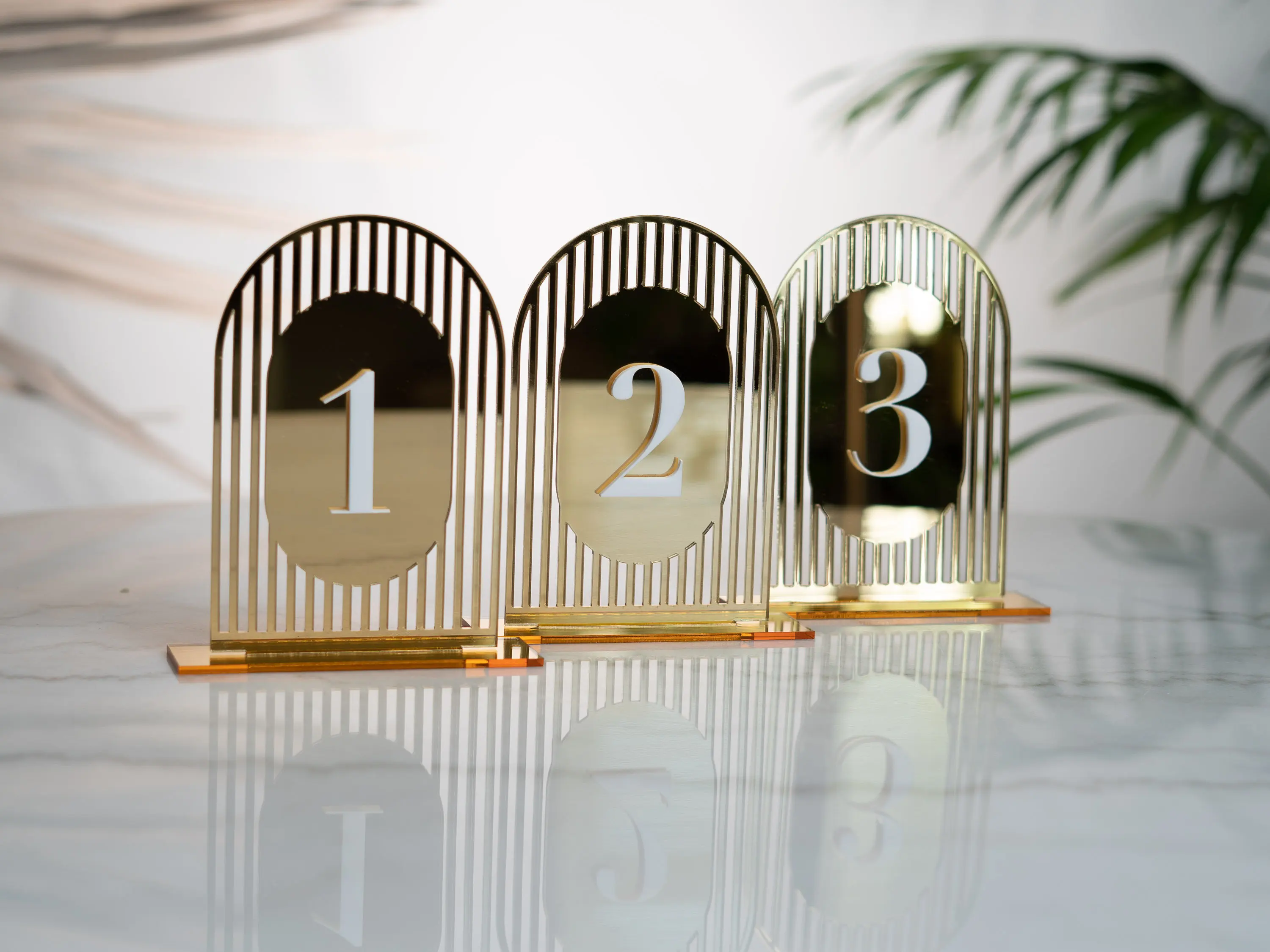 Description Picture 2 of itemSilver Wedding Arch Table Numbers Wedding Modern Party Event Decor Acrylic Table Numbers 3D Gold Mirror Table Signs
