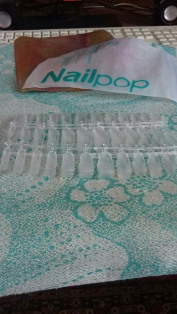 Nail Pop 120/240 st falska naglar tryck på naglar kista konstgjorda naglar med design heltäckande tips