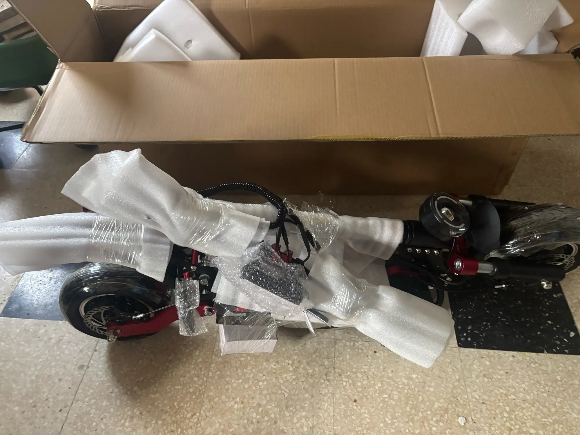 BOYUEDA Q7 Pro Max Smart Bluetooth Display City E-Scooter Foldable