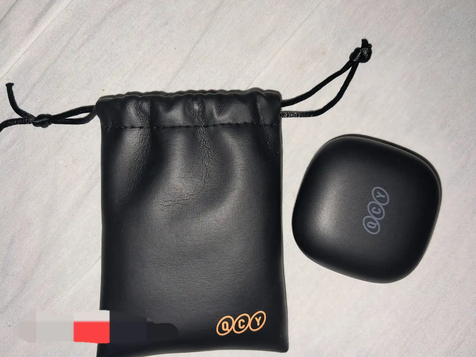 QCY HT05 ANC Wireless Earphone photo review