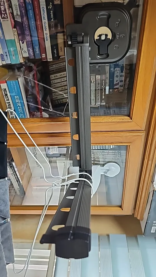 Folding retractable clothes drying rack photo review