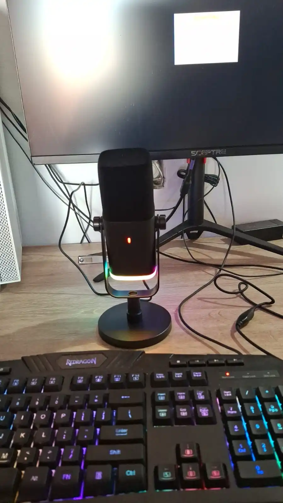 FIFINE USB/XLR Dynamic Microphone for PC PS5/4 mixer,Gaming MIC Ampligame AM8 photo review