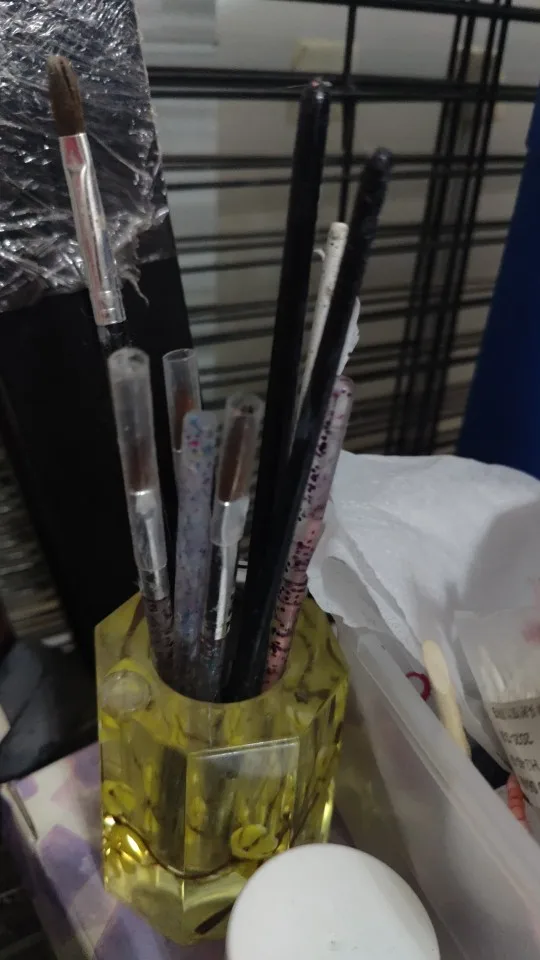 Starry Eyeliner Pen, Waterproof & Smudge-Proof, Quick-Dry, Long-Lasting, Matte Finish, Multi-Look Eye Makeup, Safe for All Skin Types photo review