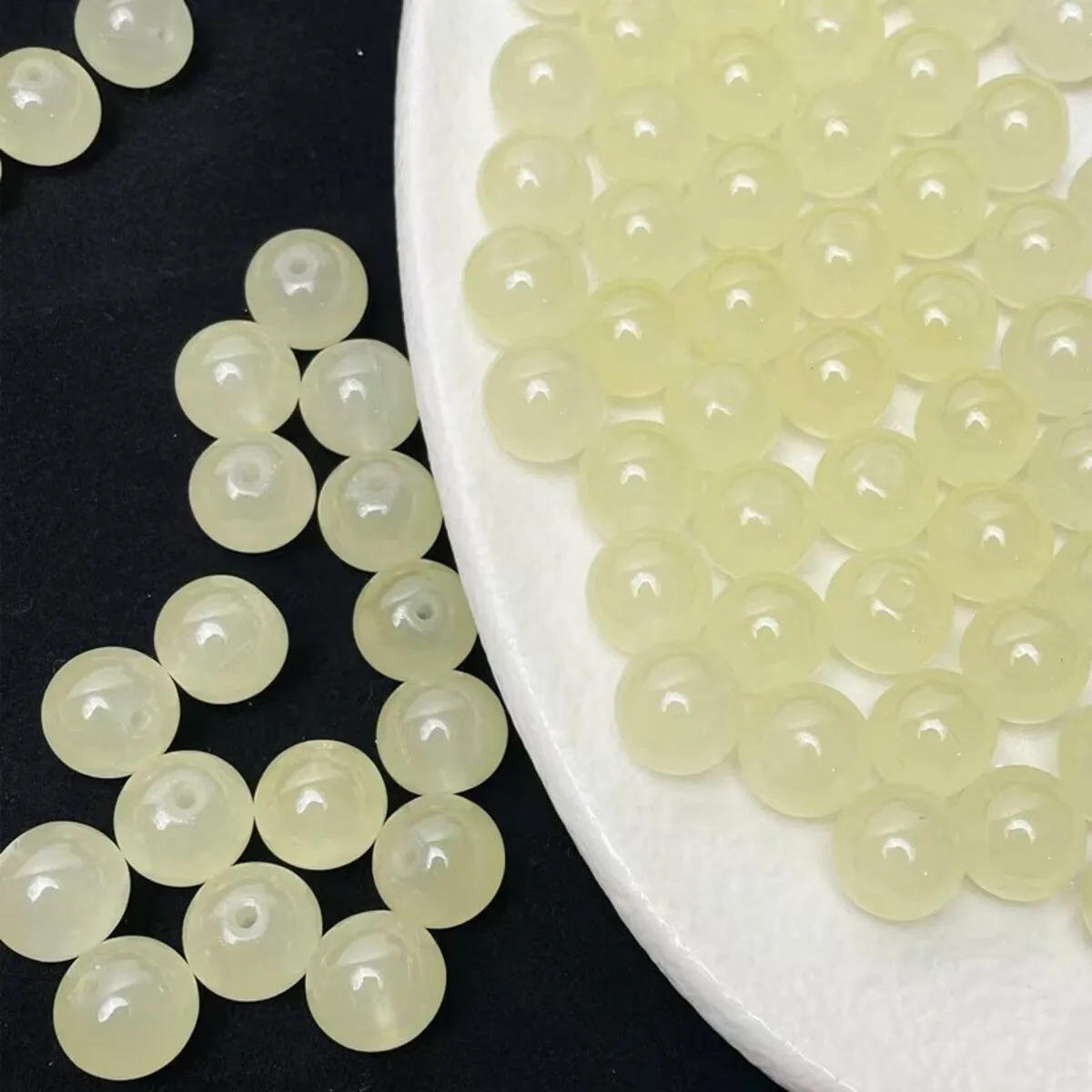 Sweet Style Dual Color Glass Beads - 8mm, 50pcs
