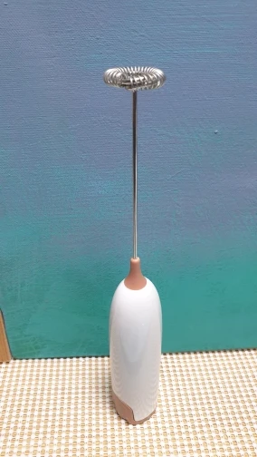 Froth Master: Electric Milk Frother for Perfect Coffee Bliss photo review