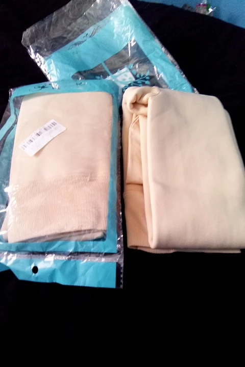 Fleece-gefütterte Strumpfhosen für stilvolle Wärme im Winter photo review