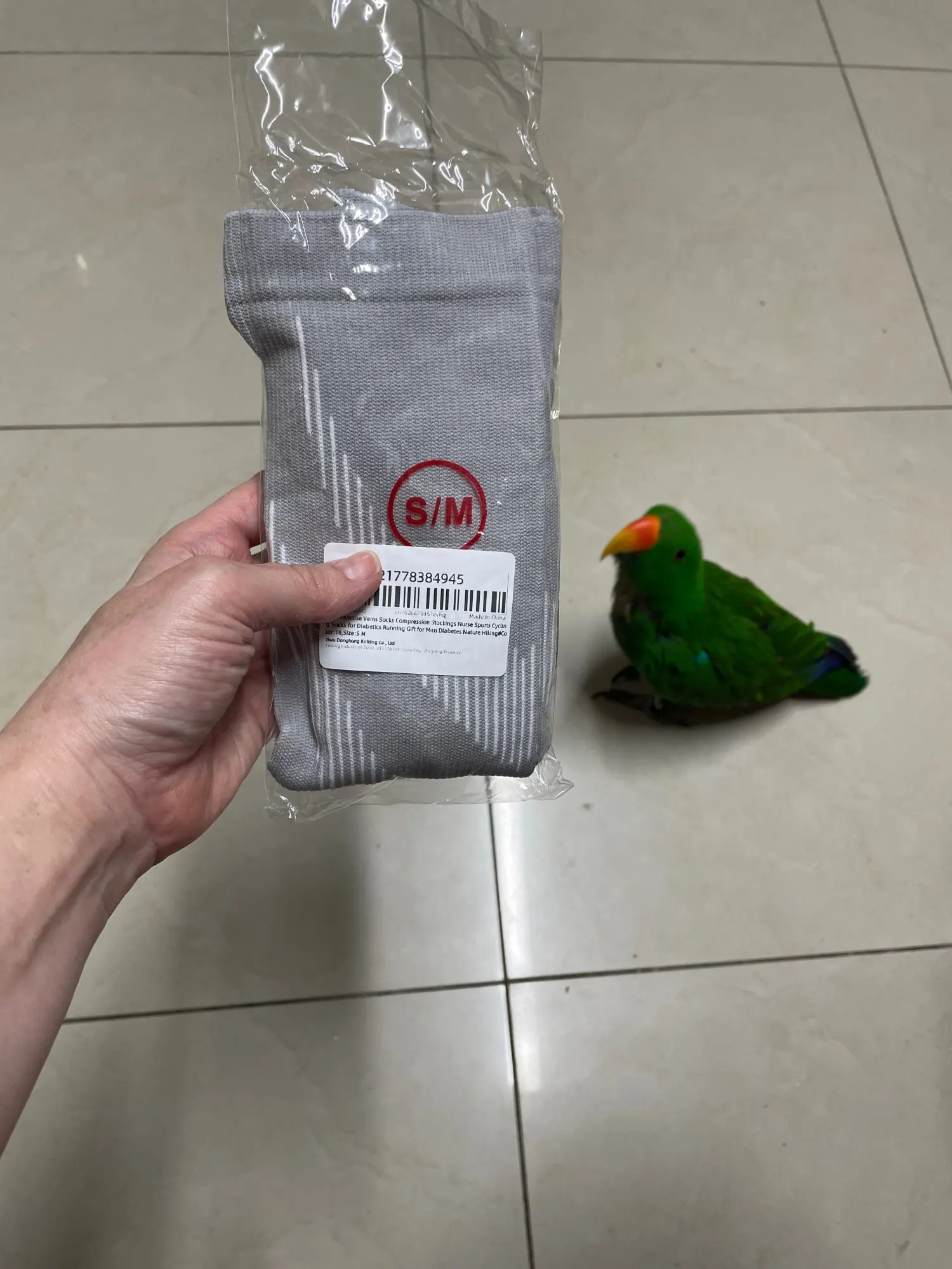 🧦 גרבי דחיסת דליות וורידים לספורט! 💪 גרבי דחיסת איכותיות לנוחות ושיפור מחזור הדם, אידיאליות לריצה, רכיבה וטיולים. מתנה נהדרת לגברים עם סוכרת, מסייעות בהפחתת עייפות ושיפור בריאות הרגליים.
