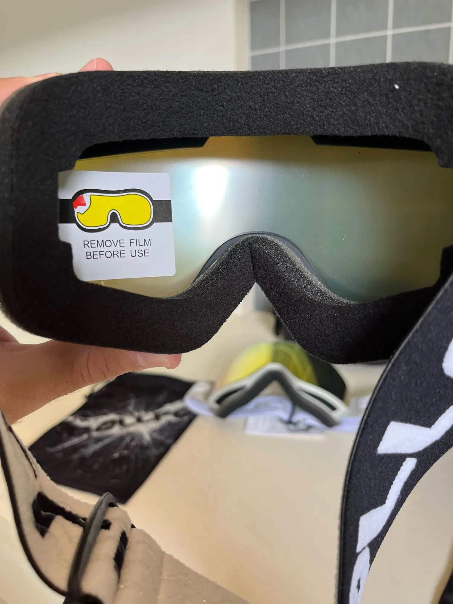 Ski Goggles with Magnetic Double Layer Polarized Lens