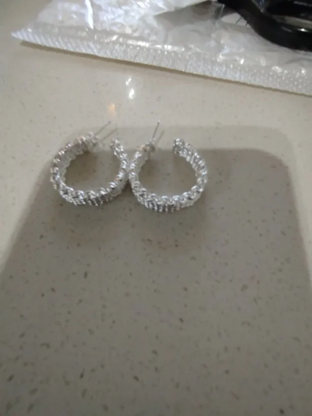 Pendientes populares de Plata de Ley 925 finos con dijes para mujer, regalos creativos de Navidad, joyería de fiesta que combina con todo en la calle photo review