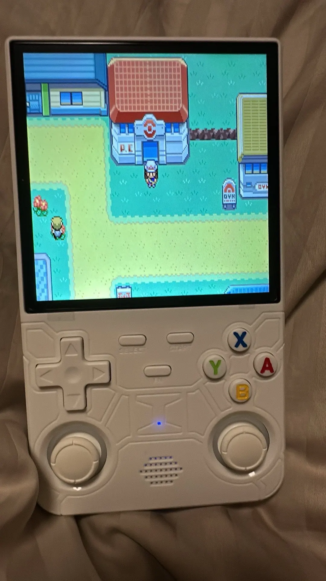 R36 ULTRA photo review