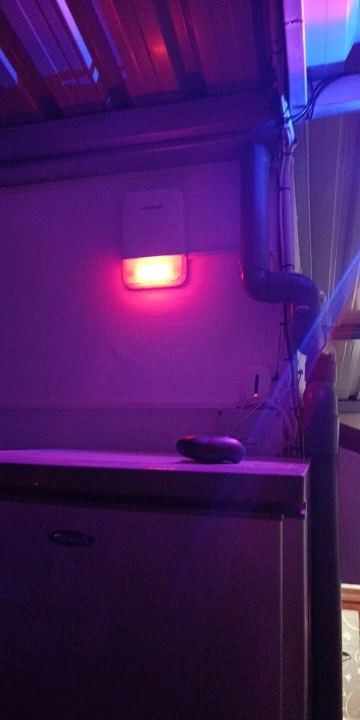 Staniot 120dB Wireless Strobe Siren High Decibel Built-in 5000mAh Battery Indoor/Outdoor Waterproof Support Solar Panel Charge photo review